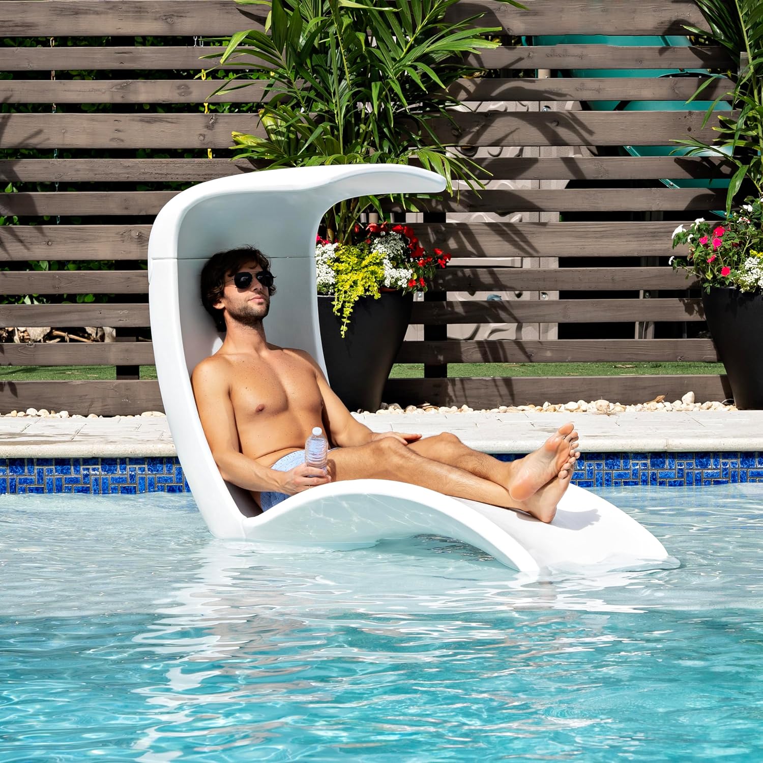 Step2 Mondello Lounger with Shade, Stylish Poolside Lounger, Fade-Resistant, Waterproof Patio Furniture for Sun Shelf, Weighted, White