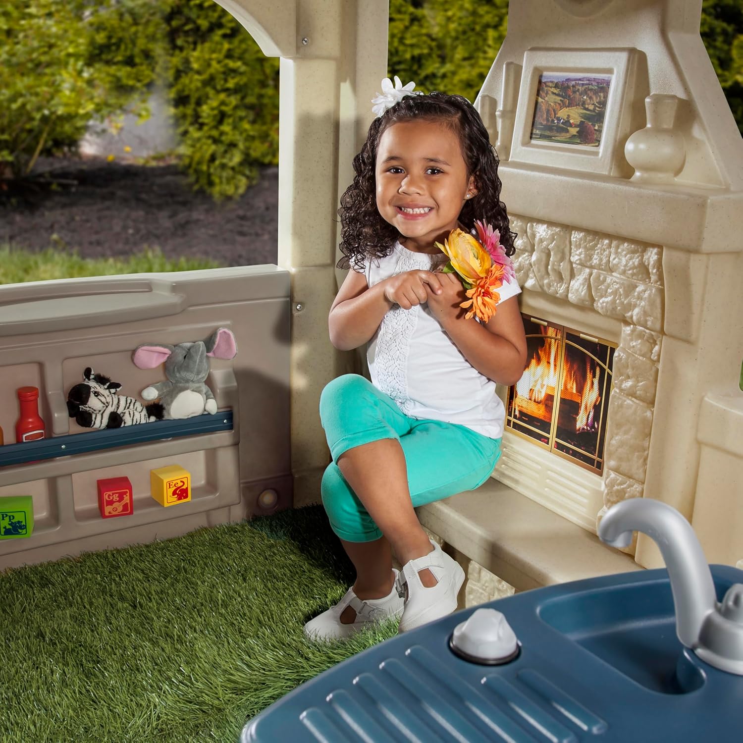 Step2 Charming Cottage Kids Playhouse, Indoor/Outdoor Playset, Interactive Play with Sounds, For Toddlers 2+ Years Old