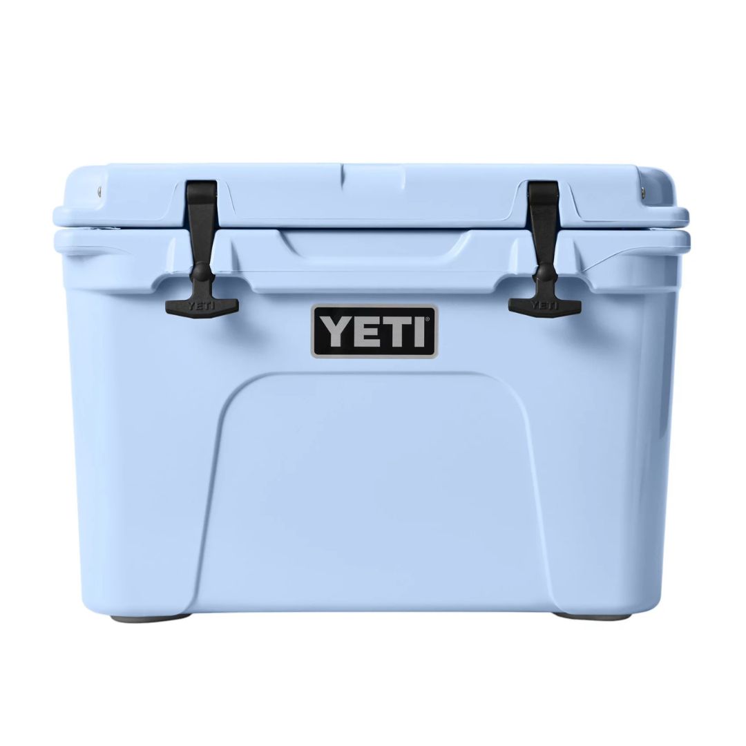 YETI Tundra 35 Cooler - Big Sky Blue