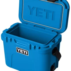 YETI Roadie 15 Hard Cooler - Big Wave Blue