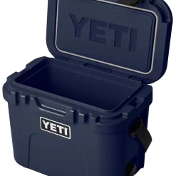 YETI Roadie 15 Hard Cooler - Navy