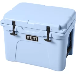YETI Tundra 35 Cooler - Big Sky Blue