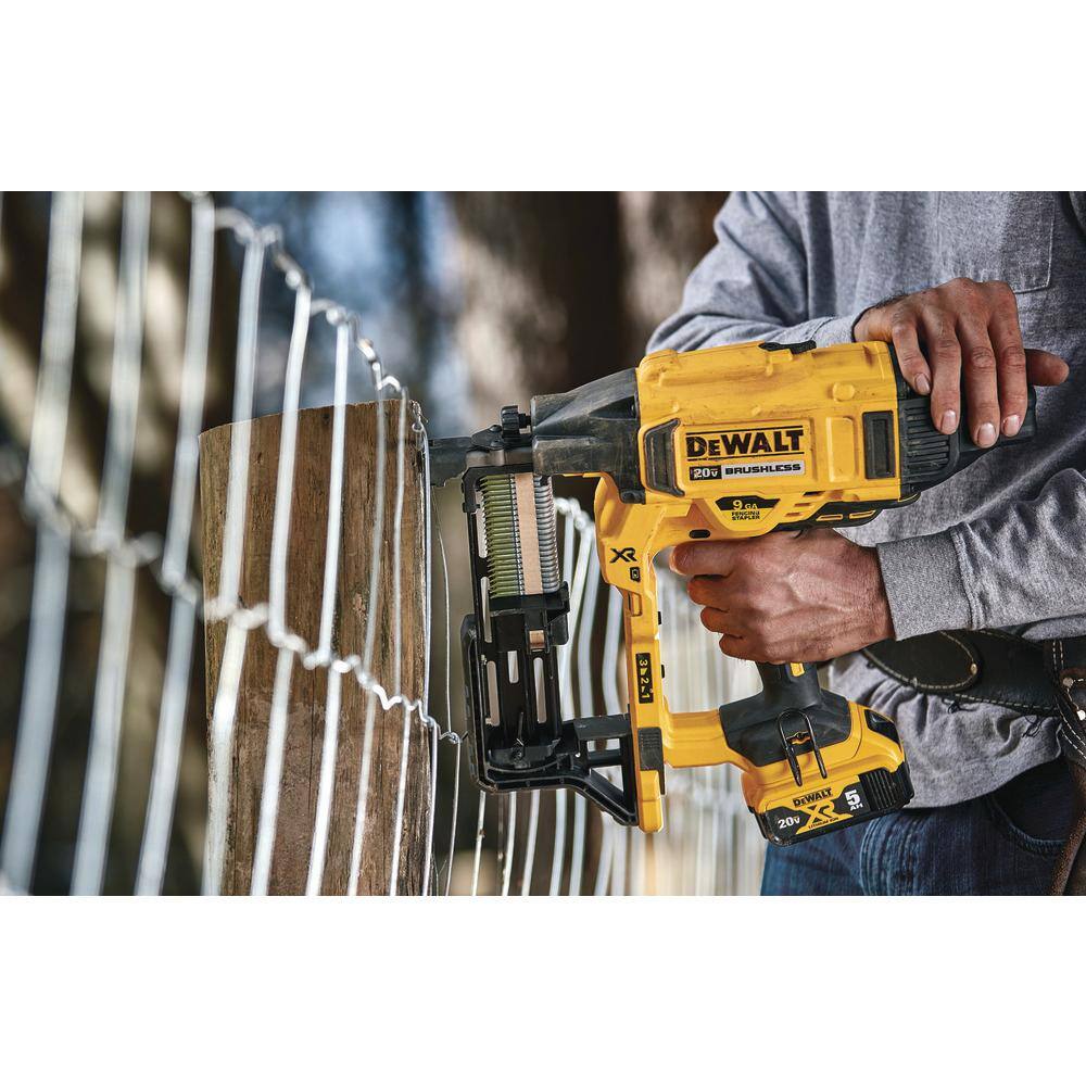 DEWALT 1.75 in. x 9-Gauge Galvanized Barbed Paper Tape Fencing Staples (960 per Box)