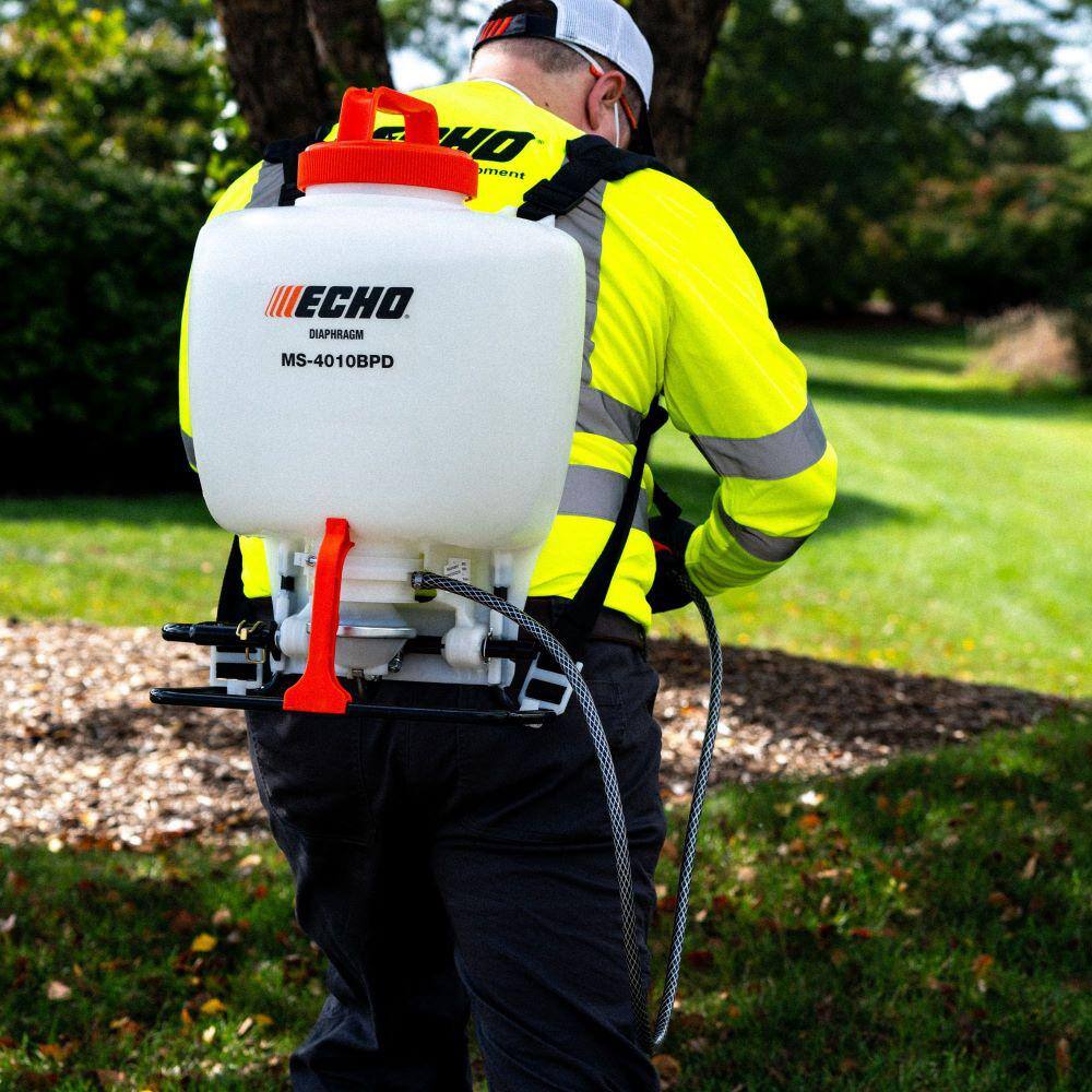 ECHO 4 Gal. Multi-Purpose Backpack Manual Sprayer with Quick Pressurizing Diaphragm Pump and 50 in. Hose with 21 in. Wand