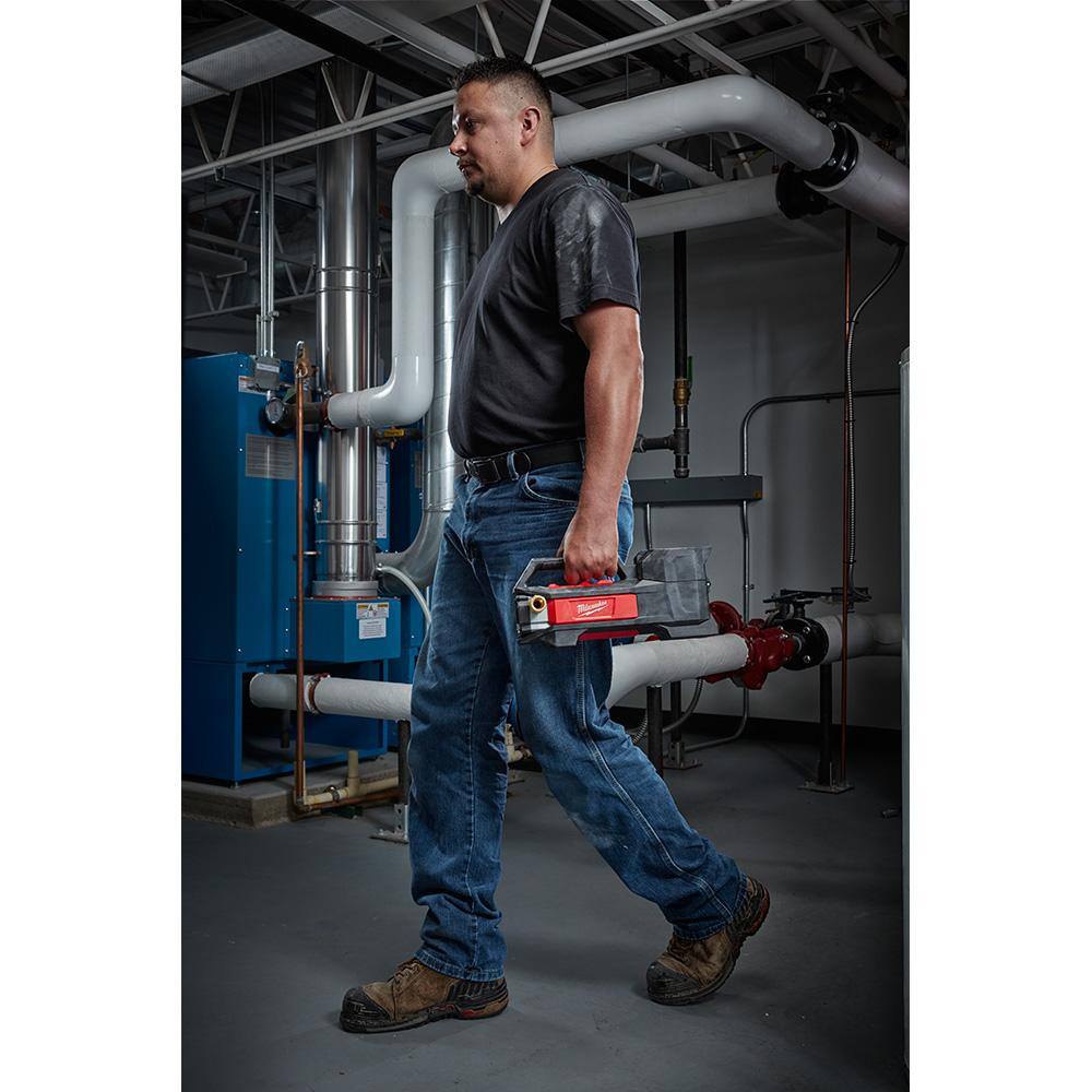Milwaukee M18 18-Volt 1/4 HP Lithium-Ion Cordless Transfer Pump with M18 2.0Ah Battery