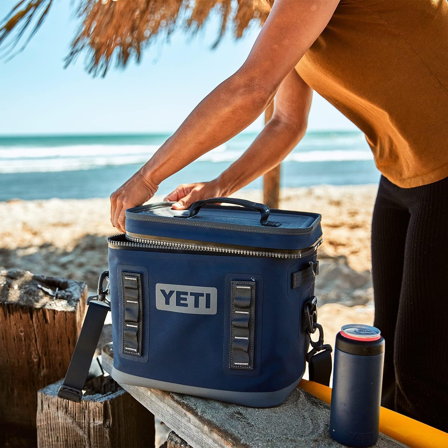YETI Hopper Flip 12 Soft Cooler, Navy