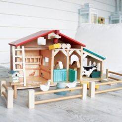 Tender Leaf Toys - Tender Leaf Farm - Realistic Colorful Wooden Farmhouse Toy Set