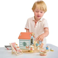 Tender Leaf Toys - Sandy’s Beach Hut - Wooden Toy Seagull Family