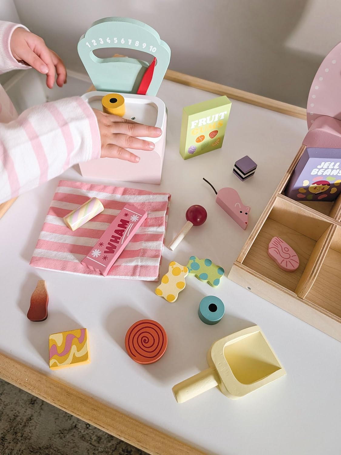 Tender Leaf Toys - Sweetie Pic’n’Mix Shop - Colorful Wood Retro-Style Candy Shop Play Set for Kids