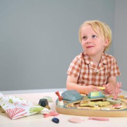 Tender Leaf Toys - My Little Rock Pool - 35 Piece Wooden Sea Life Set with Illustrated Drawstring Bag