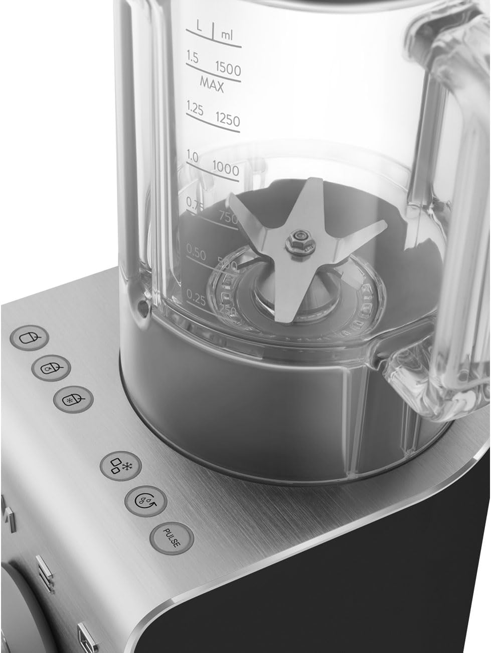 SMEG BLC01 Professional High-Performance Blender – 1.5L Tritan Jug, Powerful 1250W Motor for Smoothies, Soups & More