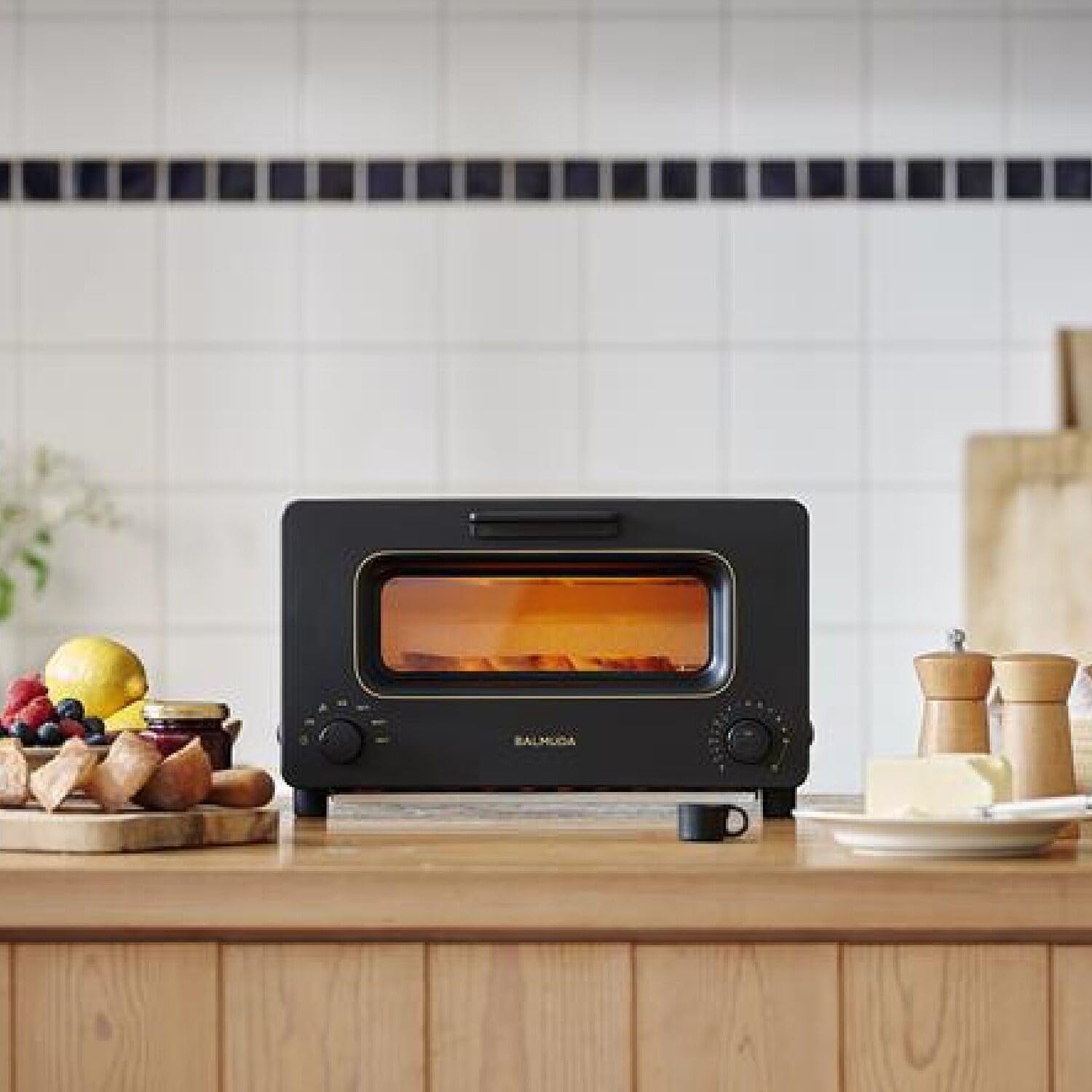 BALMUDA The Toaster, Steam Oven Toaster, Precise Heat Control, Steam Technology, Baking Pan, US Version, Black