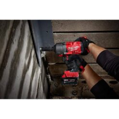 Milwaukee M18 FUEL ONE-KEY 18V Li-Ion Brushless Cordless 3/4 in. High-Torque Impact Wrench with Friction Ring, Resistant Batteries 2864-22R