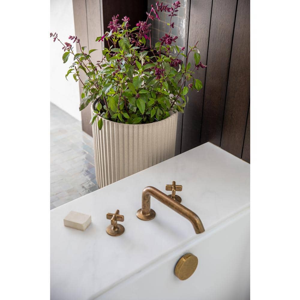 Veradek Demi 16 in. Raised with Stand Round Sand Plastic Planter with Black Stand (2-Pack) DMSTV16TBL-2PK