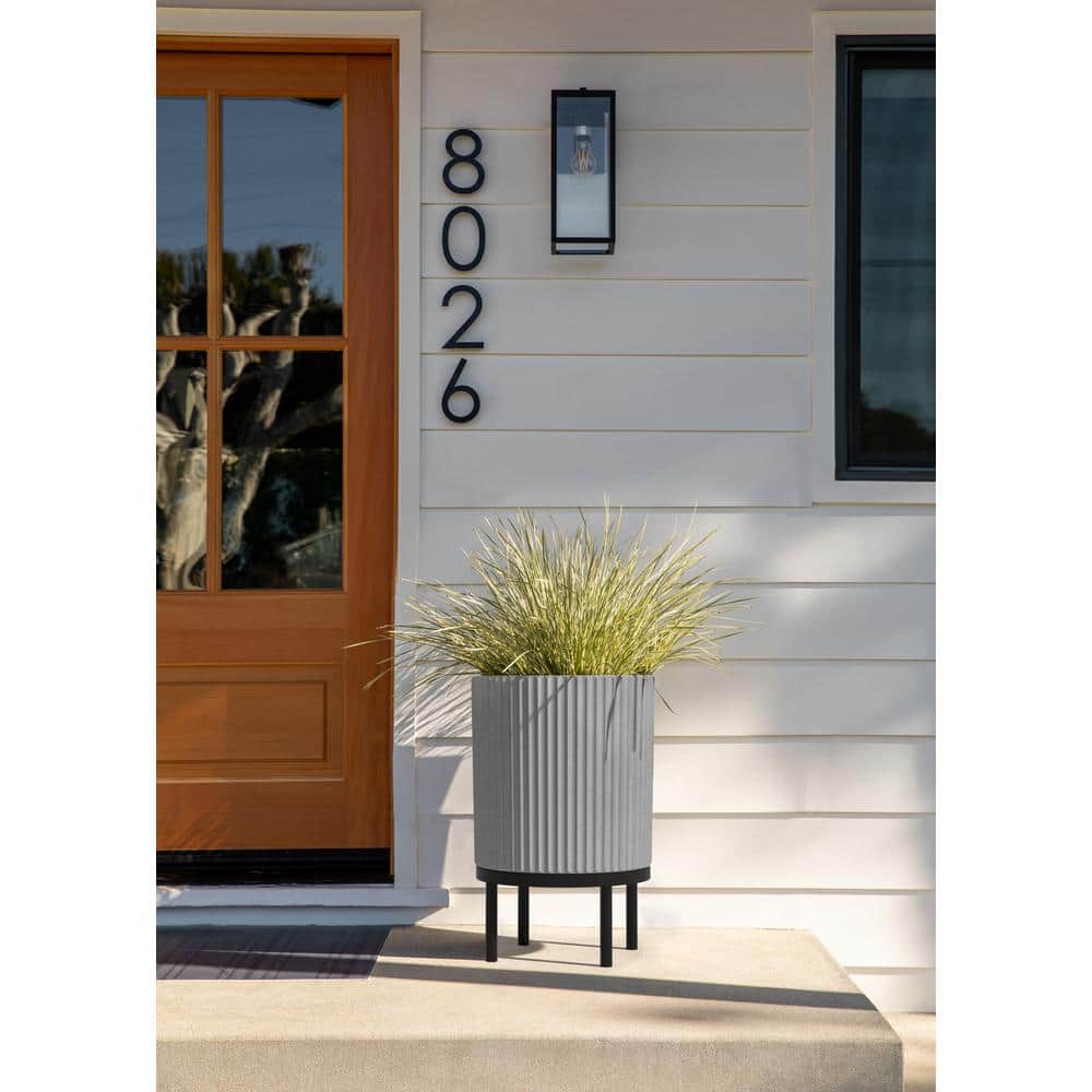 Veradek Demi 16 in. Raised with Stand Round Gray Plastic Planter with Black Stand (2-Pack) DMSTV16CBL-2PK