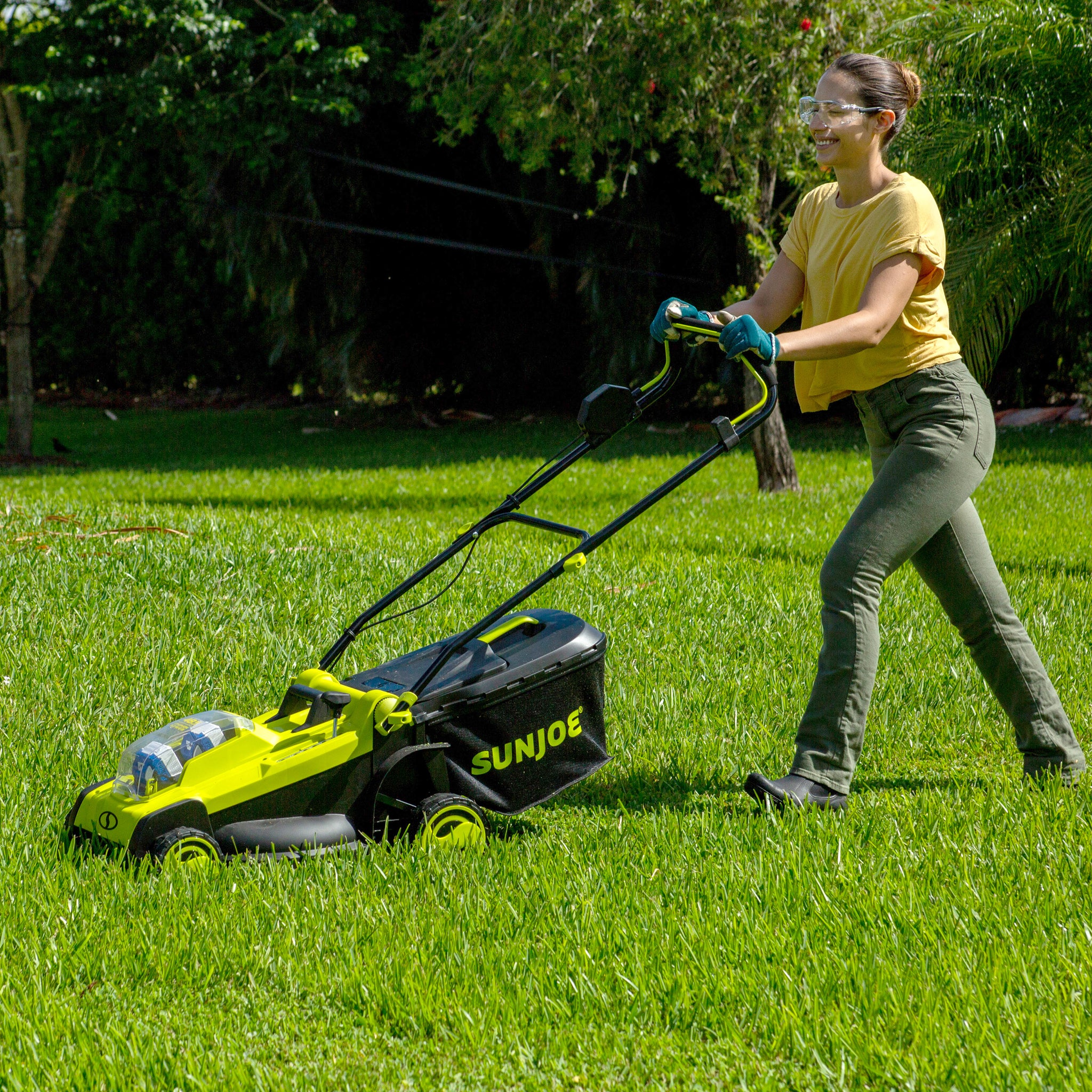Sun Joe 24V-X2-17LM 48-Volt* IONMAX Cordless Lawn Mower Kit W/ Collection Bag, 17-inch, 6-Position, W/ 2 x 4.0-Ah Batteries + Charger