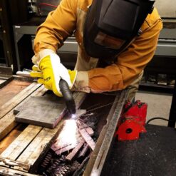 Forney 251 Easy Weld 20 P Plasma Cutter - Portable and Versatile Cutting Tool for Precise Metal Cutting