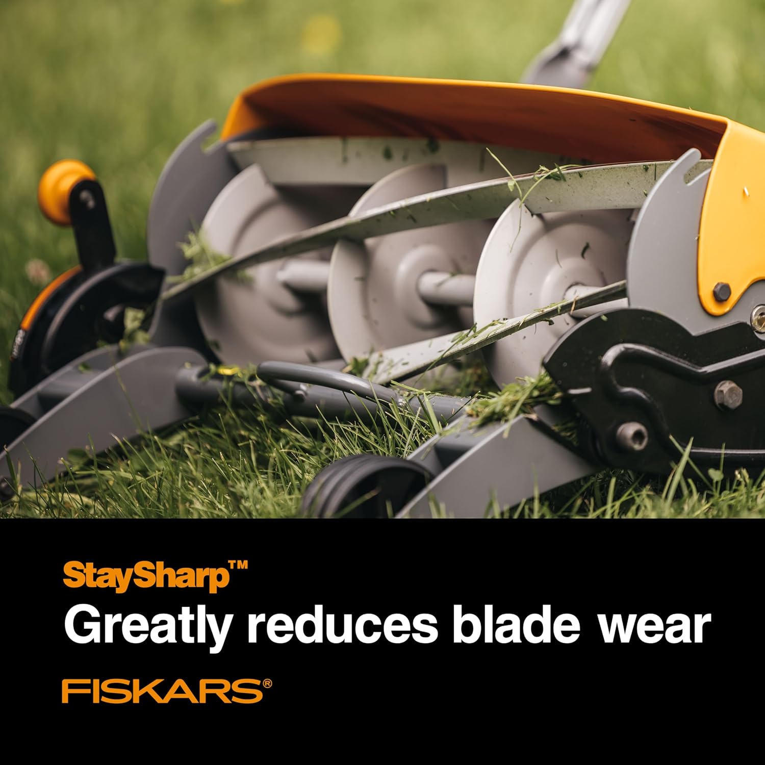 Fiskars Push Mower - 18" Cut Width Manual Reel Mower with No Motor - Eco Friendly Lawn Care