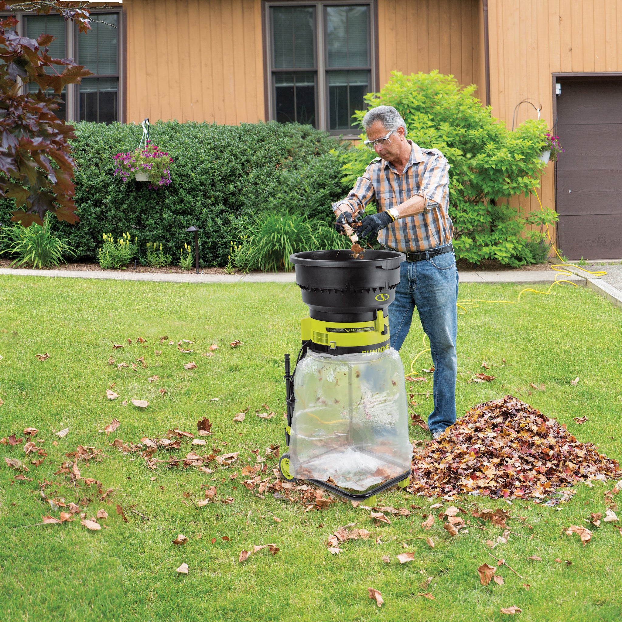 Sun Joe SDJ617E Bladeless Electric Leaf Mulcher + Shredder, 15 Amp, 8,000 RPM, Mulches Up To 55 Gallons of Leaves Per Minute
