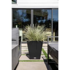 Veradek Nobleton 22 in. Black Plastic Square Planter (2-Pack)