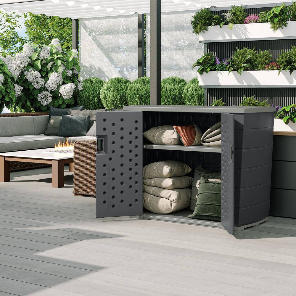 Suncast Backyard Oasis Entertaining Station with Storage