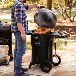 Oklahoma Joe's Bronco Drum Smoker & Grill