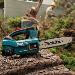 Makita LXT 10 in. 18V Lithium-Ion Brushless Electric Battery Chainsaw Kit (4.0Ah)