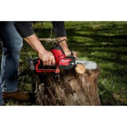 Milwaukee M12 FUEL 6 in. 12V Lithium-Ion Brushless Battery HATCHET Pruning Saw Kit w/4.0 Ah Battery, Charger & Extra Chain