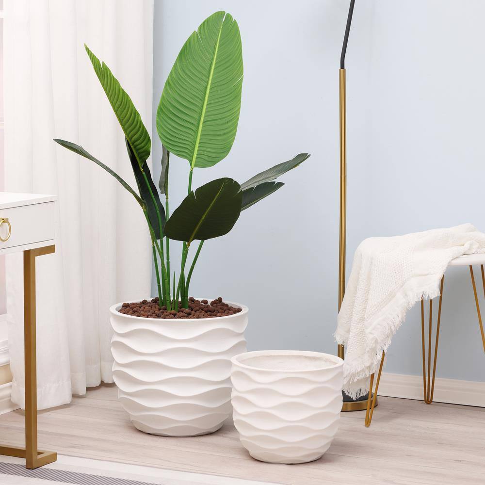LuxenHome Waves Design MgO White Composite Decorative Pots (2-Pack)