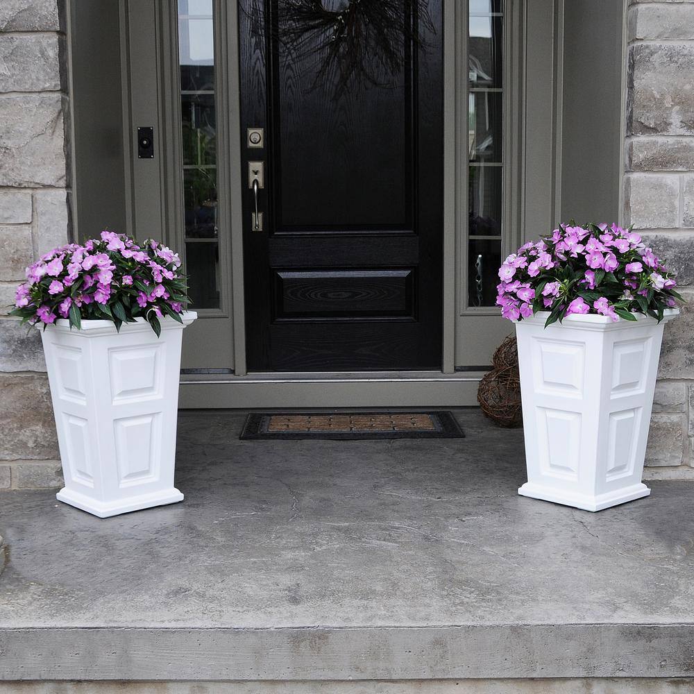 Mayne Wyndham 24 in. Tall Self-Watering White Resin Polyethylene Planter (2-Pack)