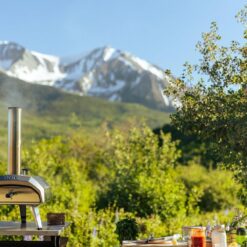Ooni Karu 12 Multi-Fuel Outdoor Pizza Oven – 12 Inch Pizzas in 60 Seconds - Portable Wood and Gas Fired Pizza Oven with Pizza Stone, Dual Fuel Ooni Pizza Oven