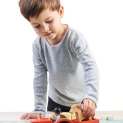 Tender Leaf Toys - Farmyard Tractor - Wooden Tractor Toy with Removeable Trailer, Animals and Accessories - Age 18m+