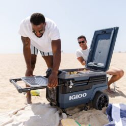 Igloo Trailmate Journey 70Qt Wheeled Cooler, Insulated Hard Shell Ice Chest, Spruce