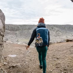 YETI Crossroads 27L Backpack, NAVY 2