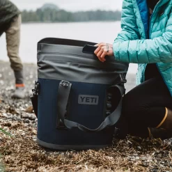 YETI Hopper M15 Soft Cooler, Navy