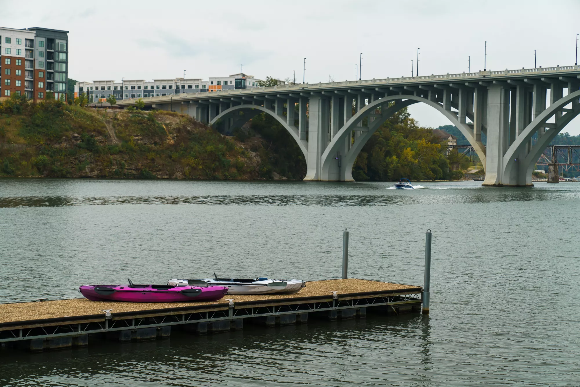 Quest Outlands 100 Kayak, Orchid