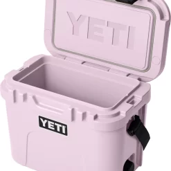 YETI Roadie 15 Hard Cooler - Cherry Blossom