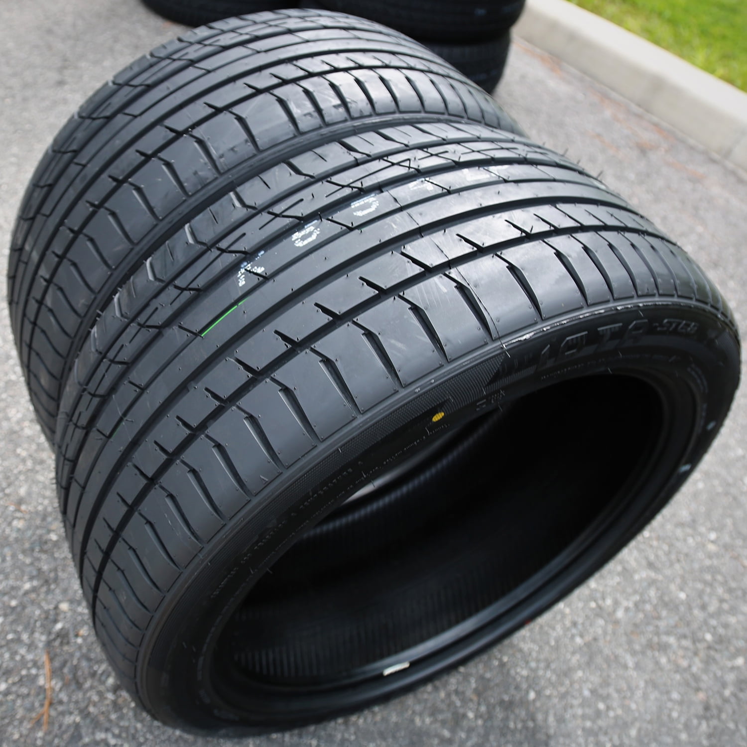 Set of 4 Accelera Iota ST68 275/45R21 110W XL High Performance a/s All Season Tires