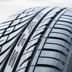 Set of 4 Fullway HP108 235/65R18 106H Performance a/s All Season Tires