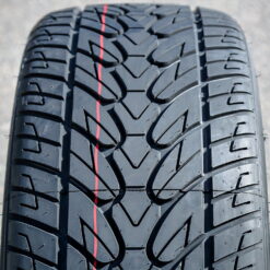 Set of 4 Fullway HS266 305/40R22 114V XL Performance a/s All Season Tires
