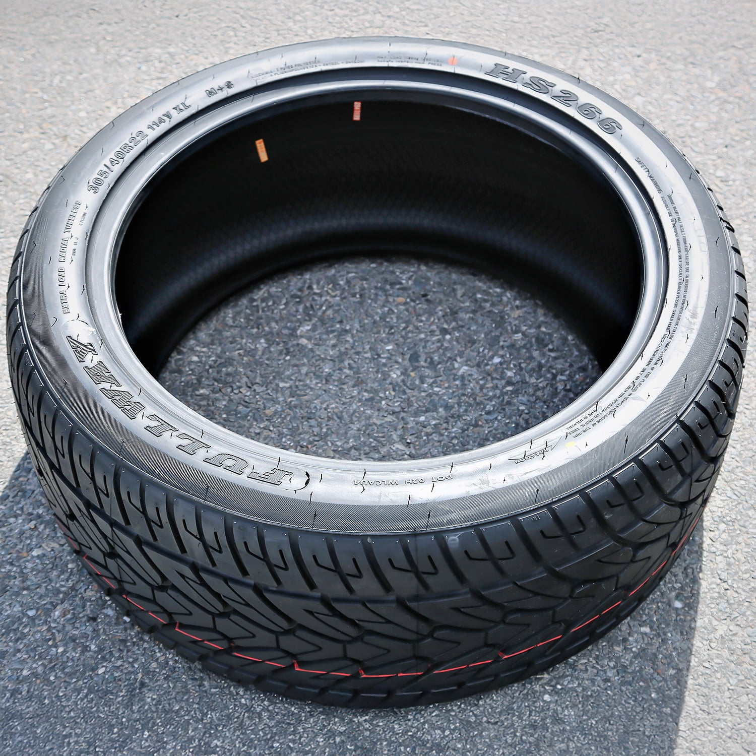Set of 4 Fullway HS266 305/40R22 114V XL Performance a/s All Season Tires