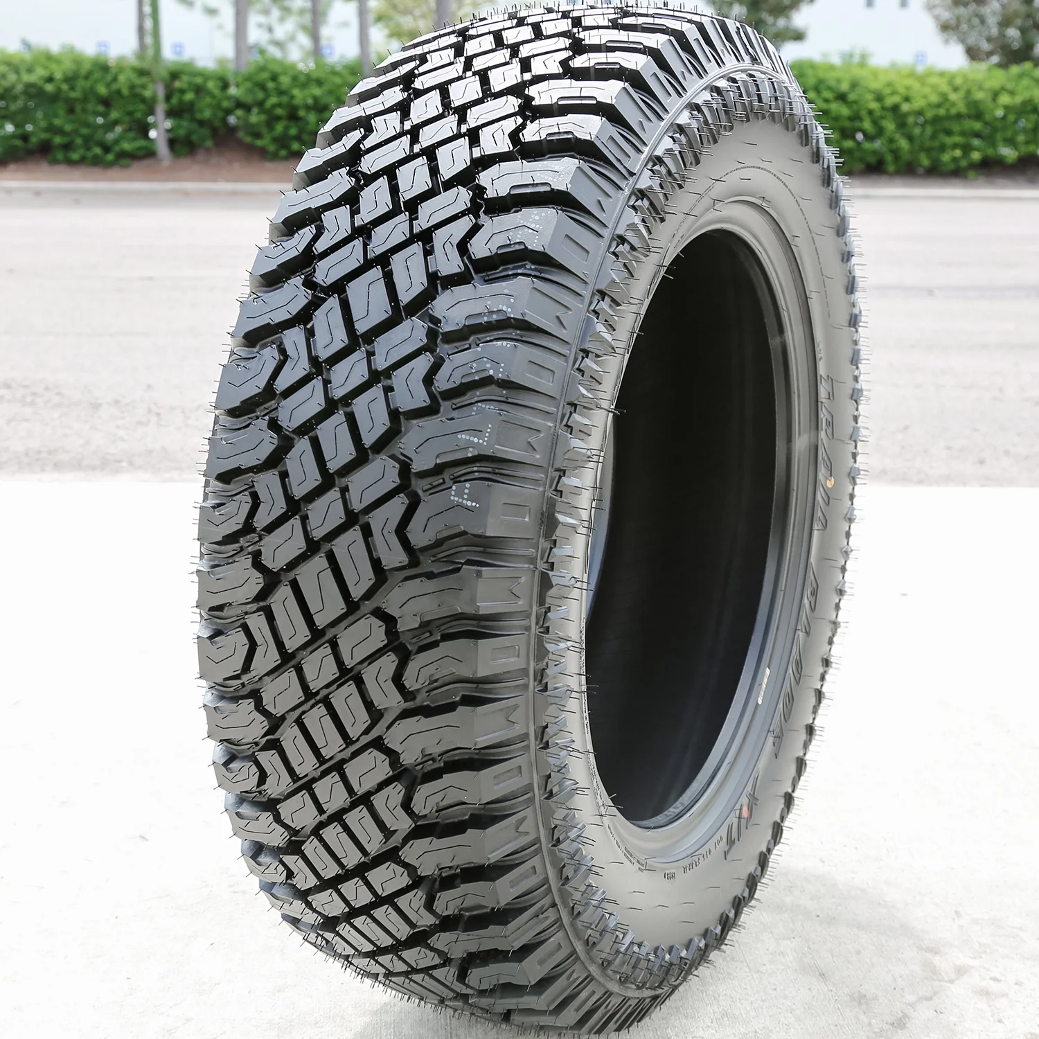 Set of 4 (FOUR) Atturo Trail Blade X/T 275/55R20 117S XL AT A/T All Terrain Tires