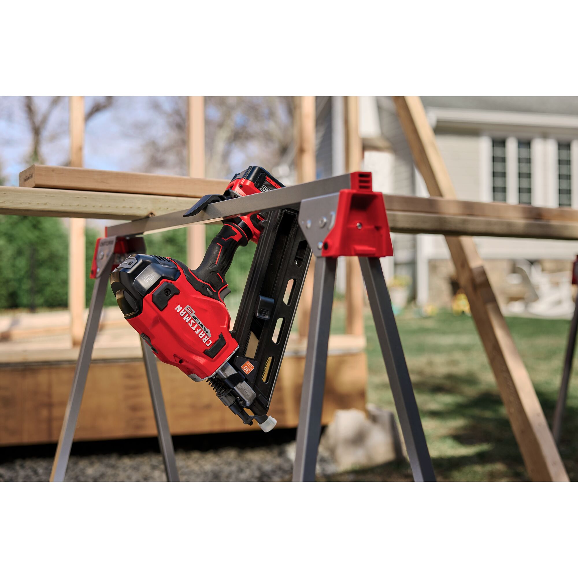 CRAFTSMAN V20 Brushless RP 3-1/4-in 30 -Degree Cordless Roundhead Framing Nailer