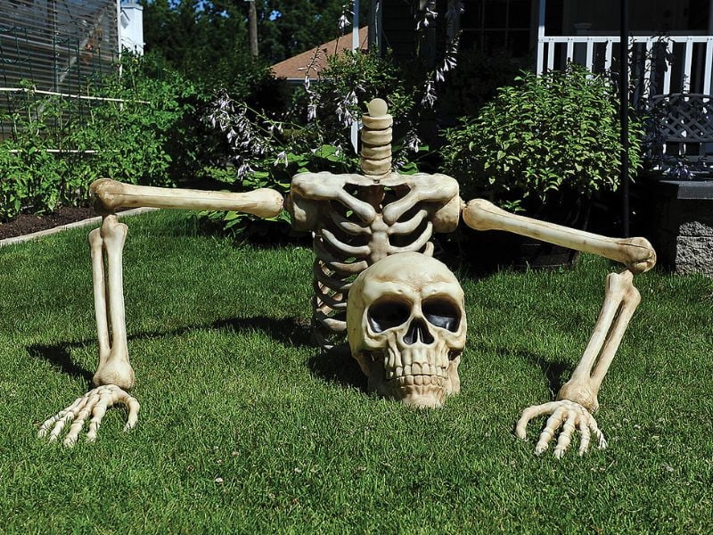 Skeleton Grave Ground Breaker Halloween Prop Yard Posable Haunted House Giant 4'