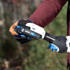 HART 20-Volt Pole Lopper (1) 2.0 Lithium-Ion Battery