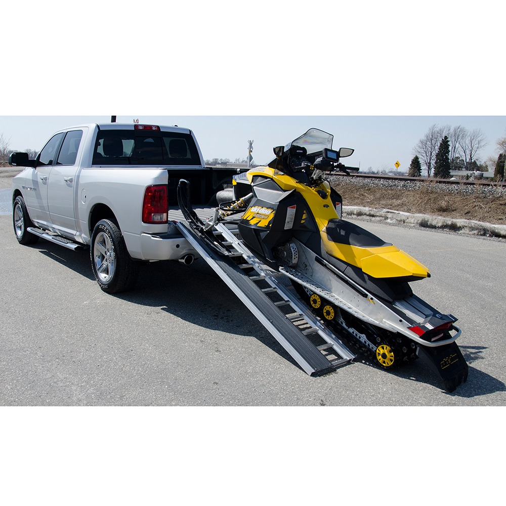 Erickson 4.5-ft x 7-ft 1500-lb Capacity Folding Loading Ramp