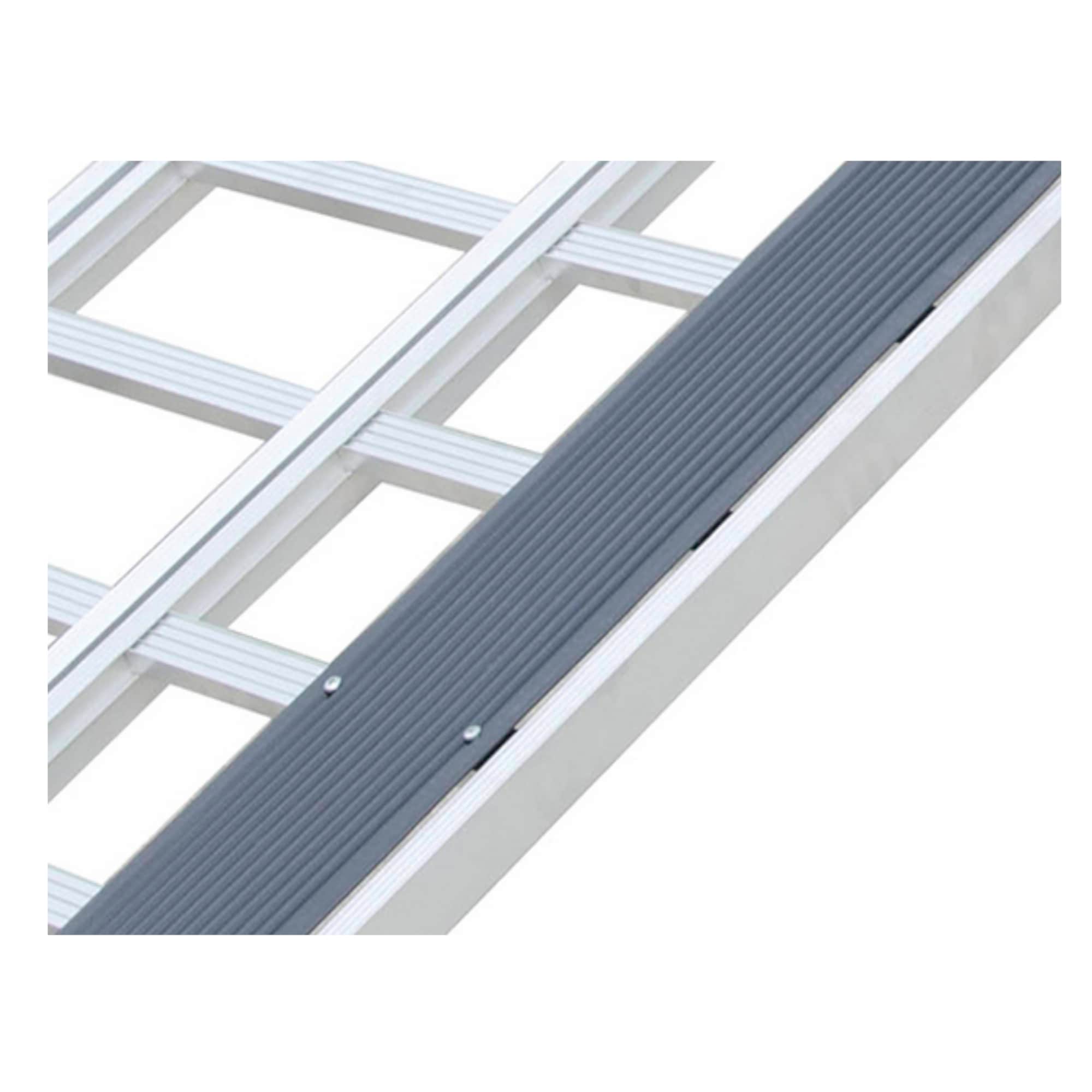 Erickson 4.5-ft x 7-ft 1500-lb Capacity Folding Loading Ramp