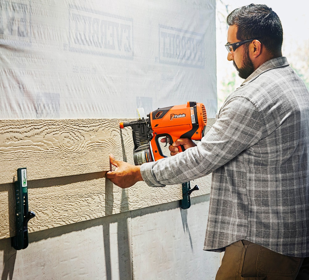 Paslode CSF 0-Degree 2-in Cordless Siding Nailer