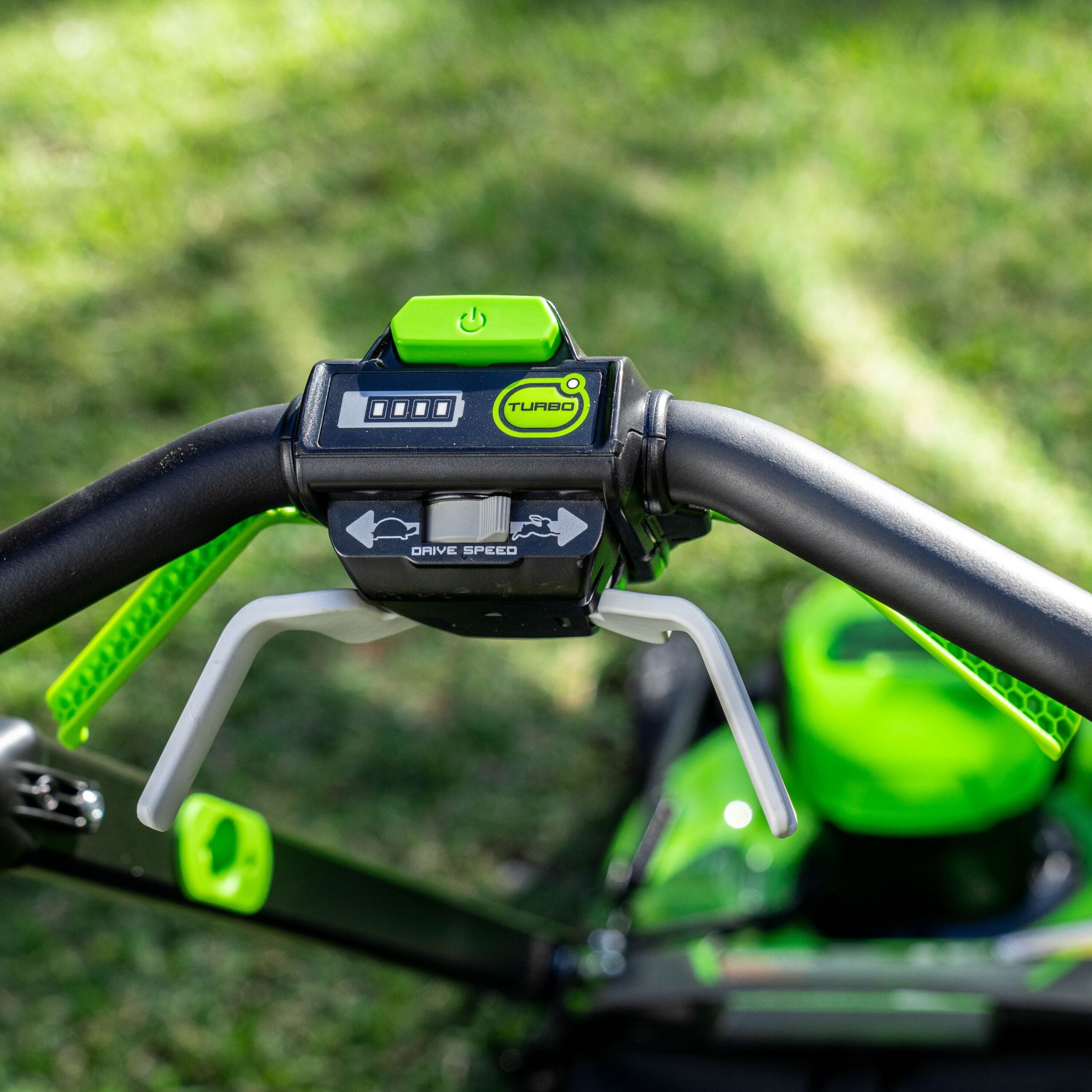 Greenworks 80-volt, 21-in Self Propelled Battery Walk Mower with (1) 4 Ah Battery & Charger Included