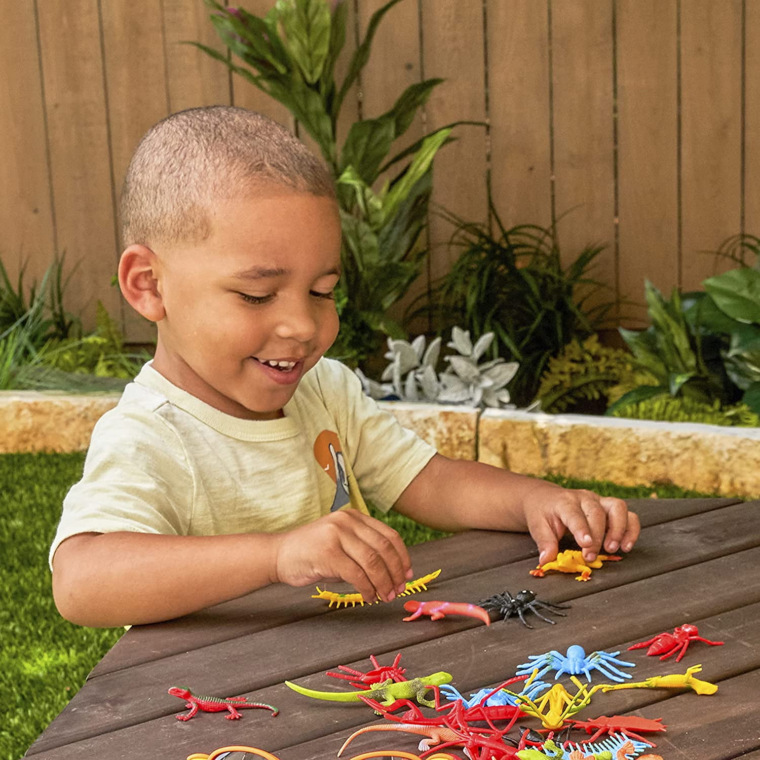 KidKraft Wooden Octagon Table, Stools & Umbrella Set, Kids’ Outdoor Furniture, Brown Bear & Beige